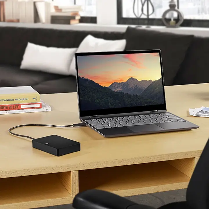 Seagate Expansion Portable 5TB 官方產品圖
